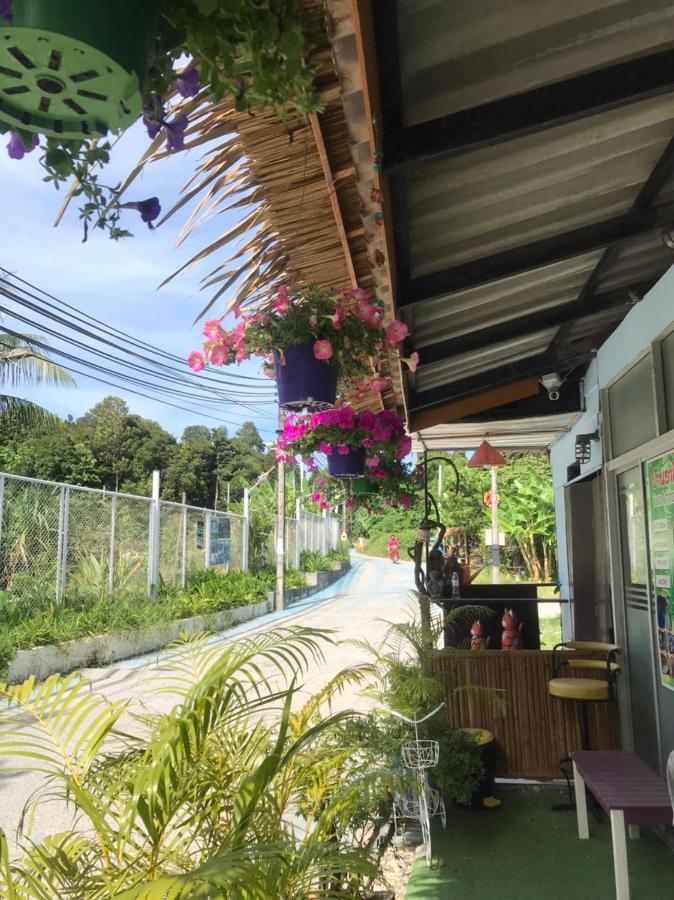 Baan Artima Mini Resort Koh Lipe Exteriör bild